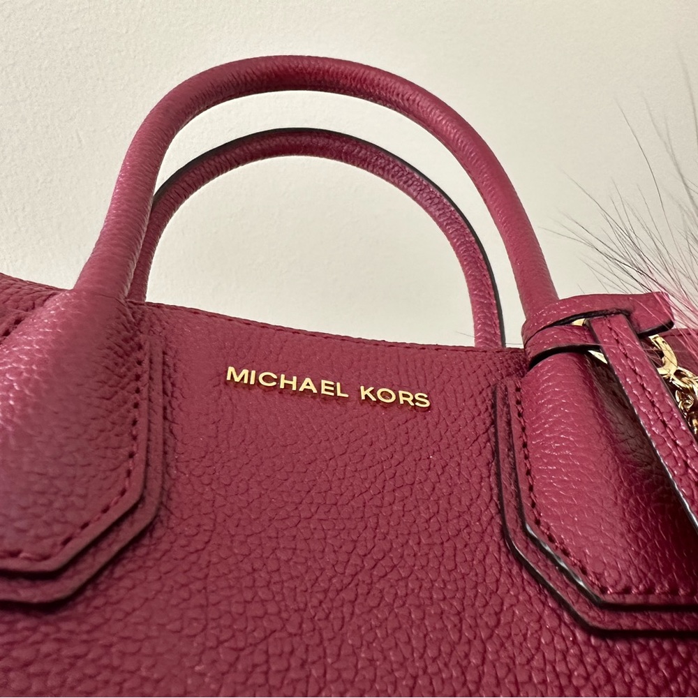 Michael Kors Pebbled Leather Medium Mercer - Picture 4 of 12